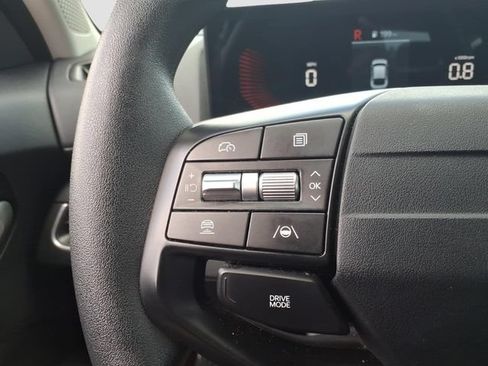 Used 2025 Kia K4 FWD image 26