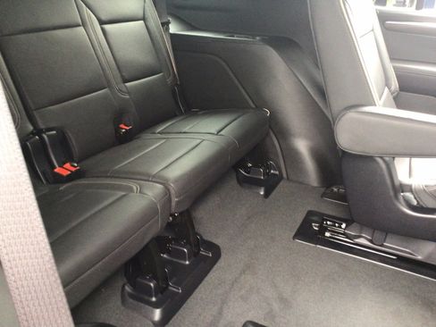 New 2025 Chevrolet Tahoe Premier image 18