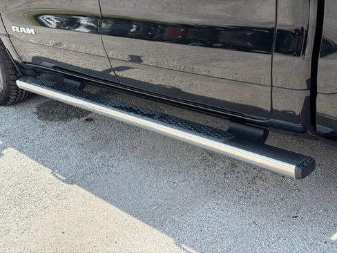 Used 2023 RAM 1500 Big Horn AWD/4WD image 14