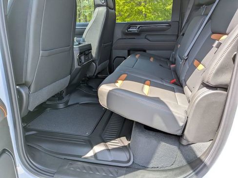 New 2026 GMC Sierra 2500 AT4 w/ AT4 Premium Plus Package AWD/4WD image 20