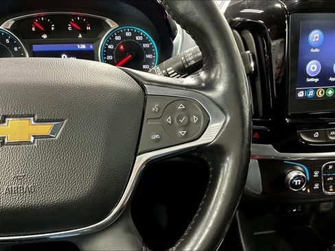 Used 2020 Chevrolet Traverse LT w/ Driver Confidence II Package image 13