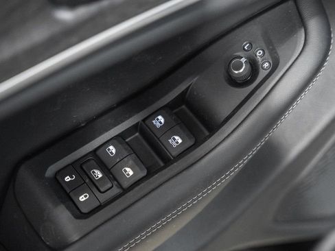 New 2025 Jeep Grand Cherokee Limited image 39