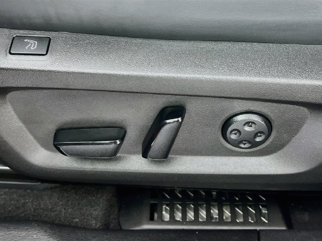 Used 2023 Mitsubishi Outlander SEL AWD/4WD image 13