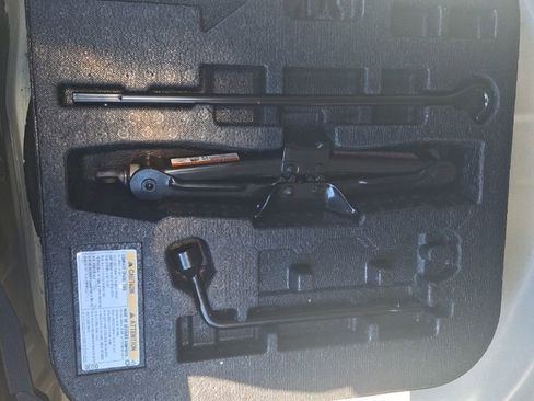 Used 2024 Toyota Corolla LE image 27