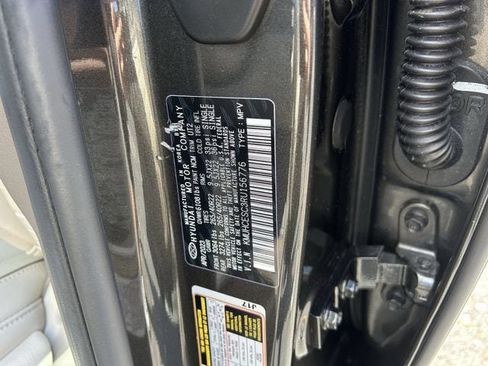 Used 2024 Genesis GV80 3.5T w/ Prestige Package image 39