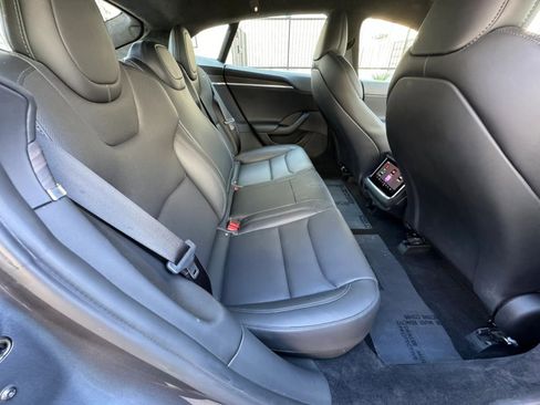 Used 2022 Tesla Model S AWD/4WD image 8