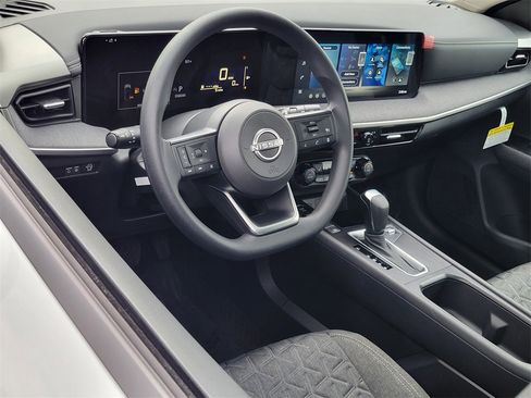 New 2026 Nissan Kicks SV w/ SV Premium Package image 4