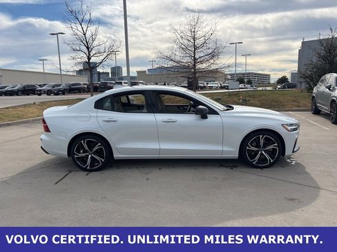 Certified 2023 Volvo S60 B5 Plus image 4