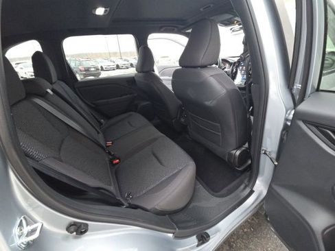 Used 2025 Subaru Forester Premium image 18