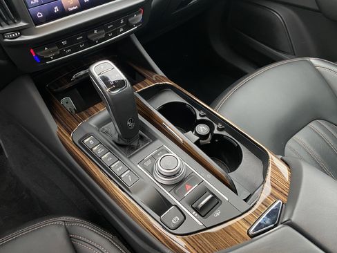 Used 2022 Maserati Levante GT image 14