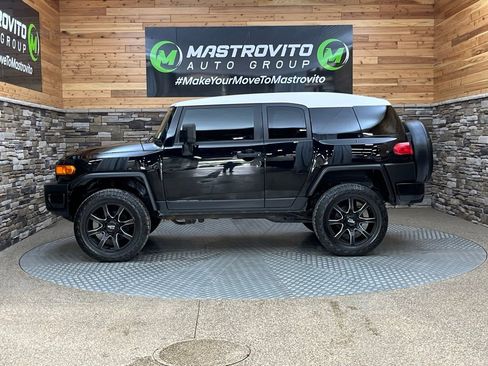 Used 2009 Toyota FJ Cruiser 4WD image 7