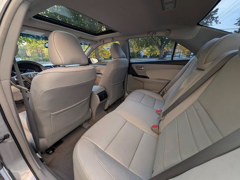 Used 2017 Toyota Camry XLE w/ Advanced Technology Package FWD image 9