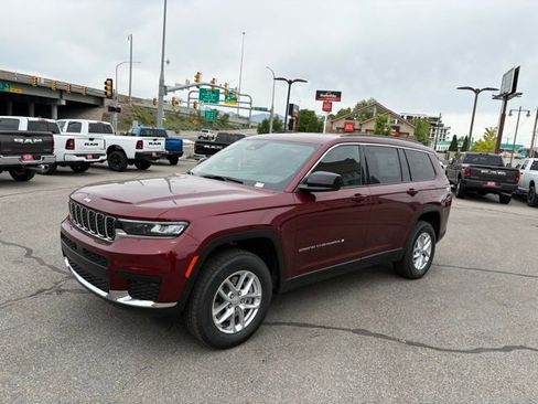 New 2025 Jeep Grand Cherokee L Laredo w/ Luxury Tech Group I image 3