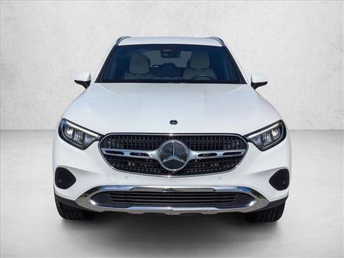 Certified 2023 Mercedes-Benz GLC 300 image 2