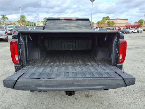 Used 2022 GMC Sierra 1500 AT4 image 21