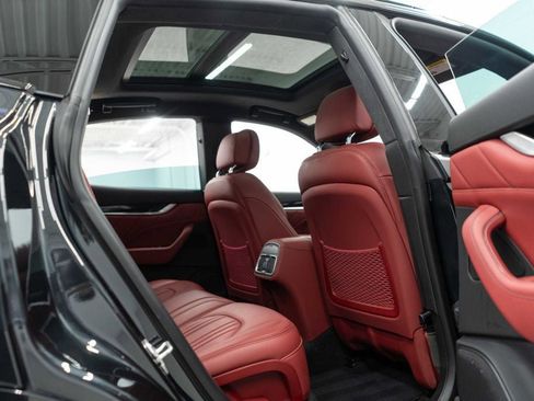 Used 2022 Maserati Levante GT image 24