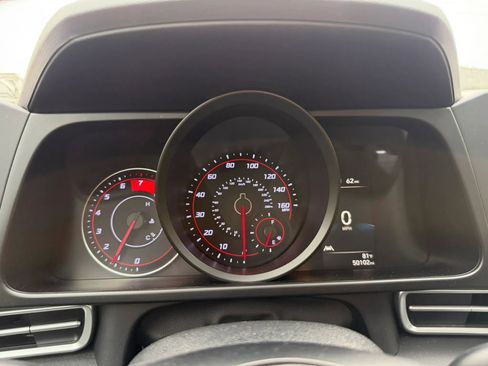 Used 2022 Hyundai Elantra SEL image 18