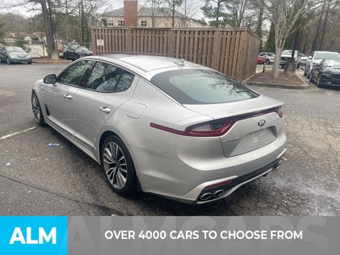 Used 2018 Kia Stinger Premium image 3