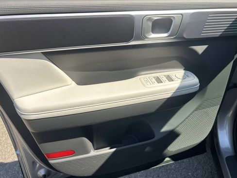 Used 2025 Hyundai Santa Fe SEL AWD/4WD image 18