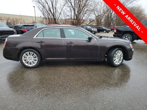 Used 2013 Chrysler 300 AWD w/ Driver Convenience Group image 2