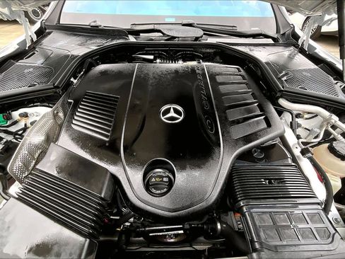 Used 2024 Mercedes-Benz S 580e 4MATIC Sedan image 31