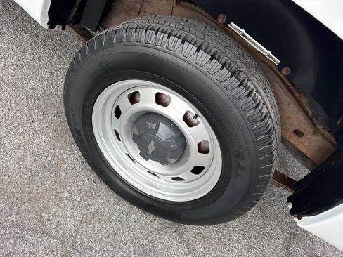 Used 2012 Chevrolet Colorado W/T image 14