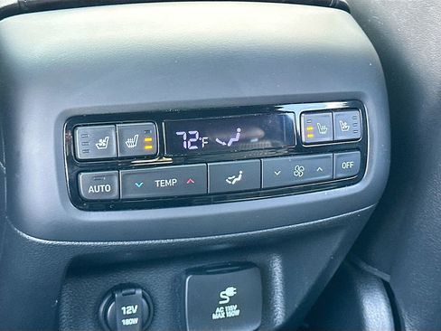 Used 2023 Hyundai Palisade Calligraphy image 27