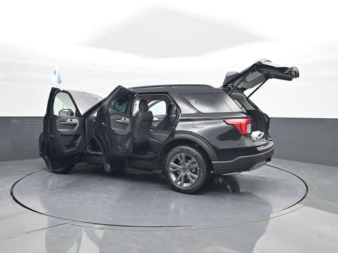 New 2026 Ford Explorer Active w/ Active Comfort Package AWD/4WD image 69