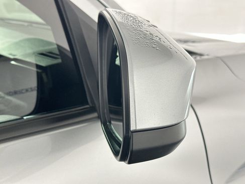 Used 2025 Toyota Tacoma SR5 image 10