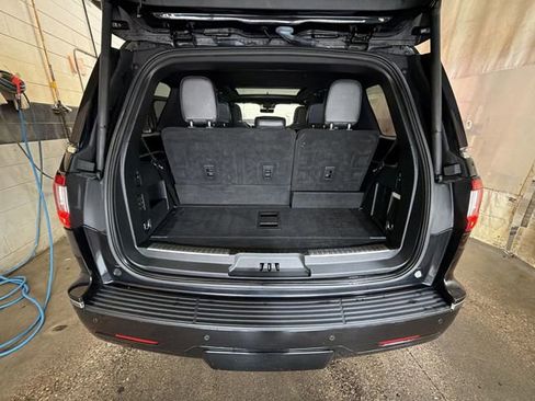 Used 2021 Lincoln Navigator Reserve image 26