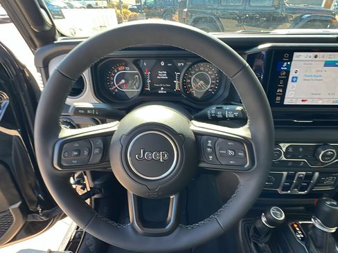 Certified 2025 Jeep Wrangler Sport S image 26