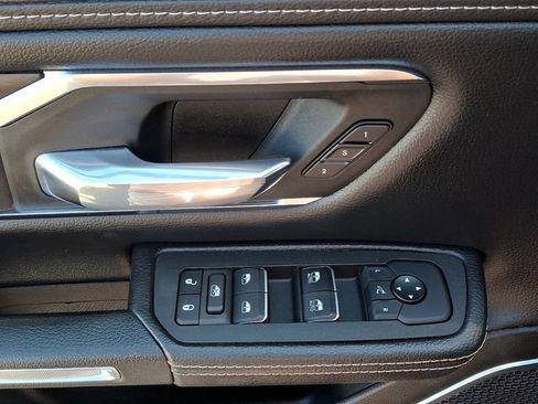 Used 2025 RAM 1500 Laramie w/ Sport Appearance Package AWD/4WD image 12