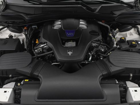 New 2024 Maserati Ghibli Modena image 28