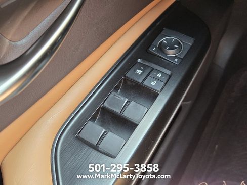 Used 2019 Lexus ES 350 w/ Accessory Package 2 FWD image 27