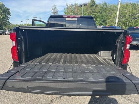 Used 2022 Chevrolet Silverado 1500 ZR2 w/ Technology Package AWD/4WD image 35