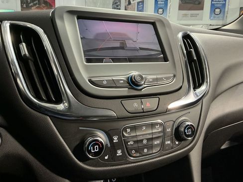 Used 2024 Chevrolet Equinox LT image 27