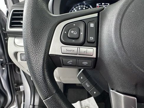 Used 2018 Subaru Forester 2.5i Premium image 24