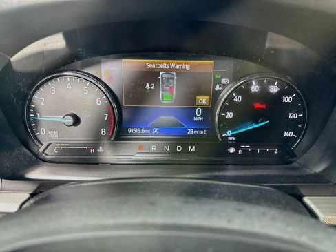 Used 2020 Ford Explorer XLT w/ Equipment Group 202A RWD image 13