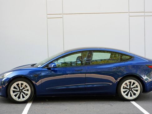 Used 2023 Tesla Model 3 Standard Range RWD image 50
