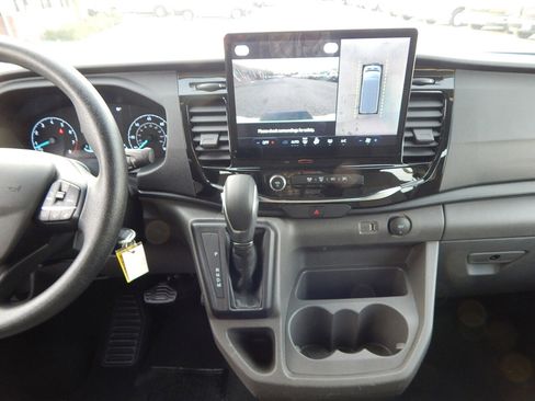 Used 2023 Ford Transit 350 XLT image 23