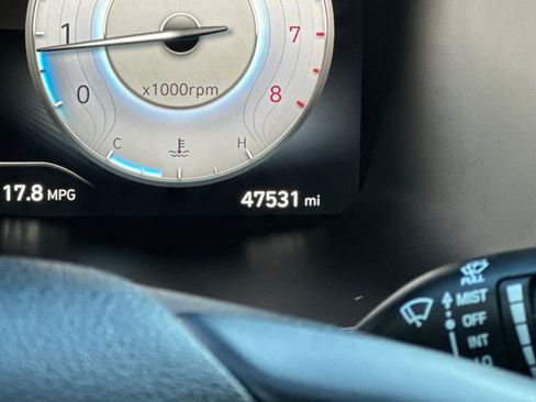 Used 2021 Hyundai Santa Fe SEL w/ Convenience + Premium Package image 32