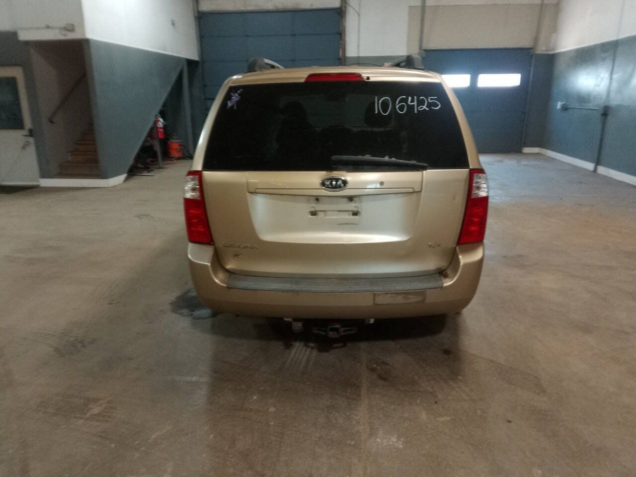 Used 2008 Kia Sedona LX FWD image 4