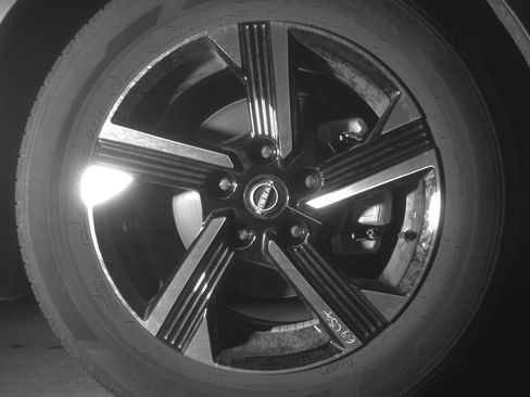 Used 2025 Nissan Sentra SV image 13