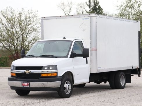 Used 2022 Chevrolet Express 3500 w/ Power Convenience Package RWD image 5
