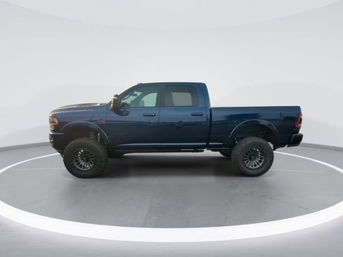 Used 2024 RAM 2500 Limited image 5