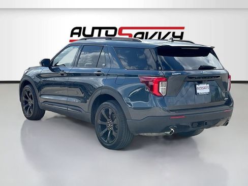 Used 2023 Ford Explorer ST-Line w/ Class IV Trailer Tow Package AWD/4WD image 5