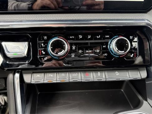New 2026 GMC Sierra 1500 Denali AWD/4WD image 15