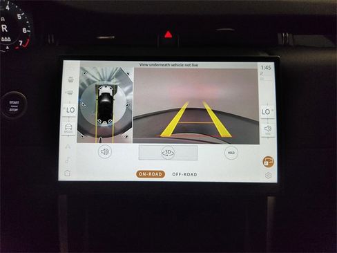 Used 2025 Land Rover Discovery Sport S image 18