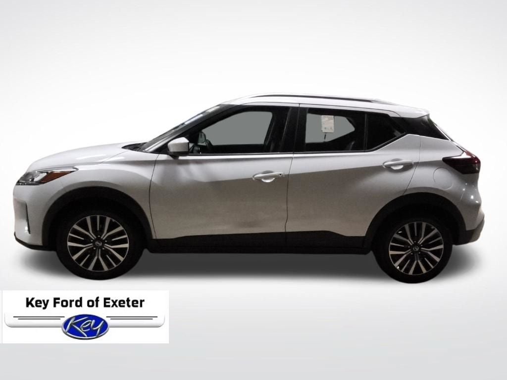 Used 2021 Nissan Kicks SV FWD image 9