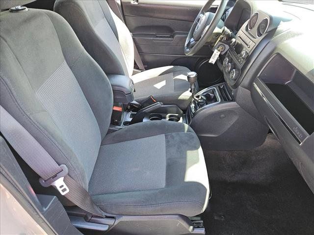 Used 2017 Jeep Patriot Sport FWD image 20